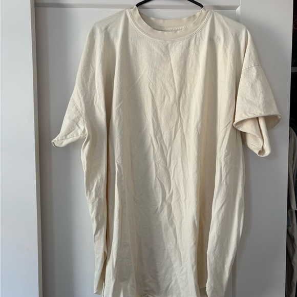 Women's Classic Cream Short Sleeve Tee - Picture 1 of 1